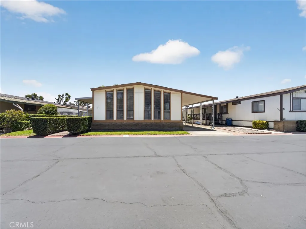 1456 E Philadelphia Unit 121, Ontario, CA 91761 - Photo 2 of 25, Ontario, CA