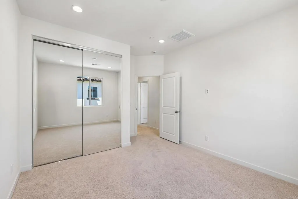 https://cdn.realtyfeed.com/cdn/127/306765708/f4567e935e6a6e4d6d23f403e353a00c.webp