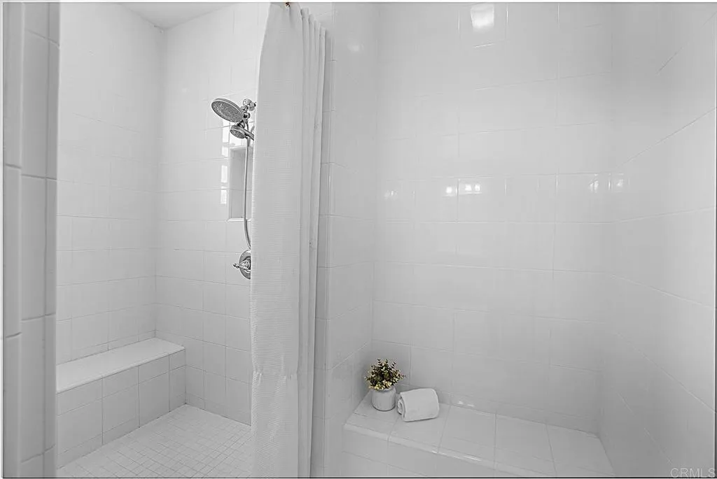 https://cdn.realtyfeed.com/cdn/127/306765712/2b2d0f03602431819c186658b685679a.webp