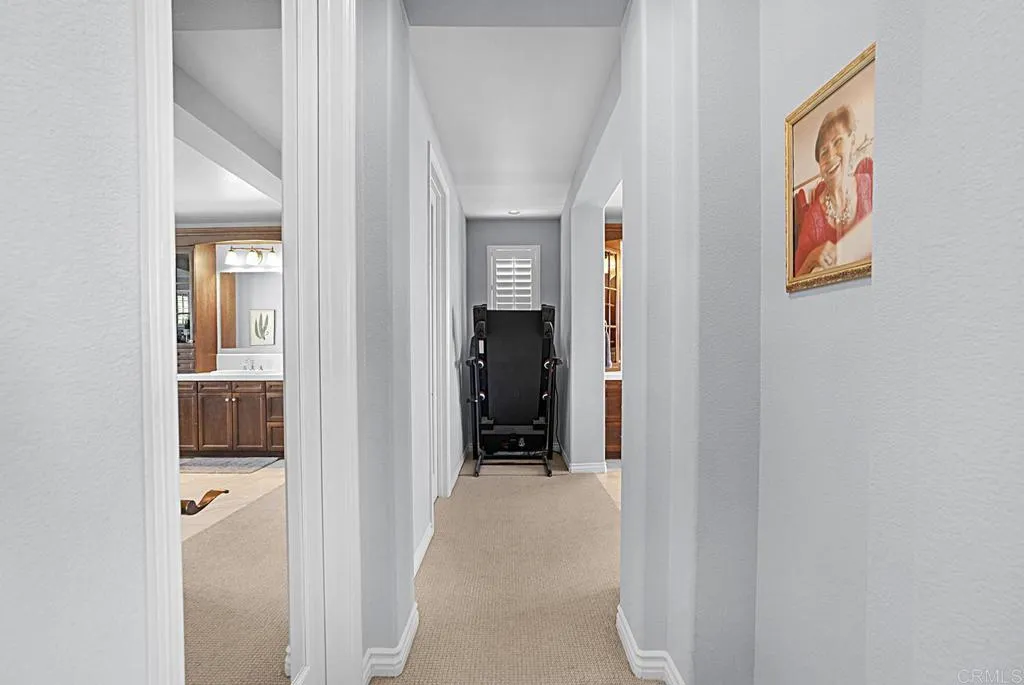 https://cdn.realtyfeed.com/cdn/127/306765712/65ebb3b9a319203d0e2f2f420bb804e4.webp