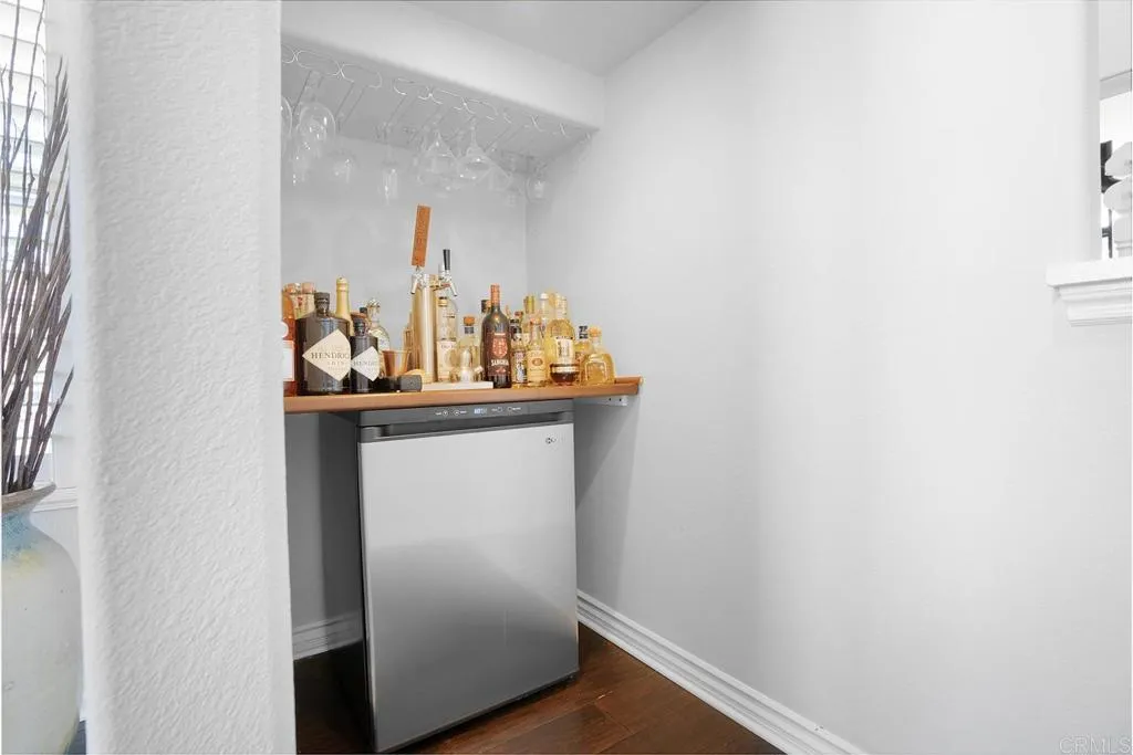 https://cdn.realtyfeed.com/cdn/127/306765712/897f0a82038c9829ac4fd5b369155c41.webp