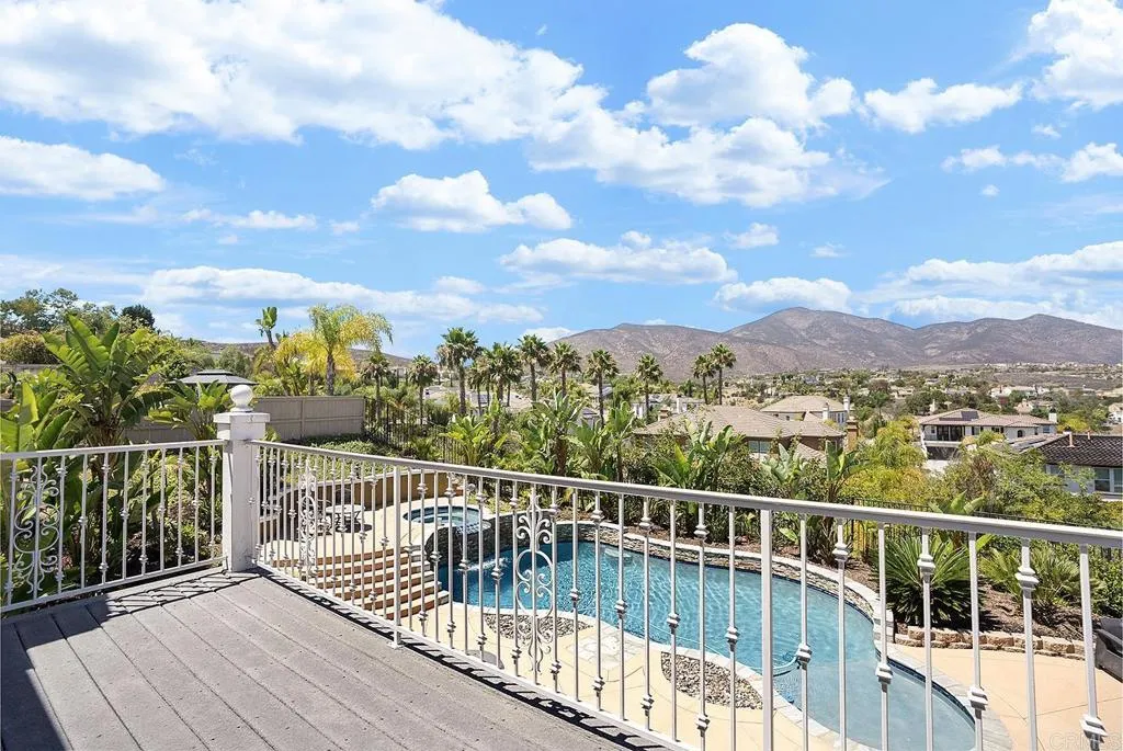 https://cdn.realtyfeed.com/cdn/127/306765712/cc52376b6d771656c44483f357e29195.webp