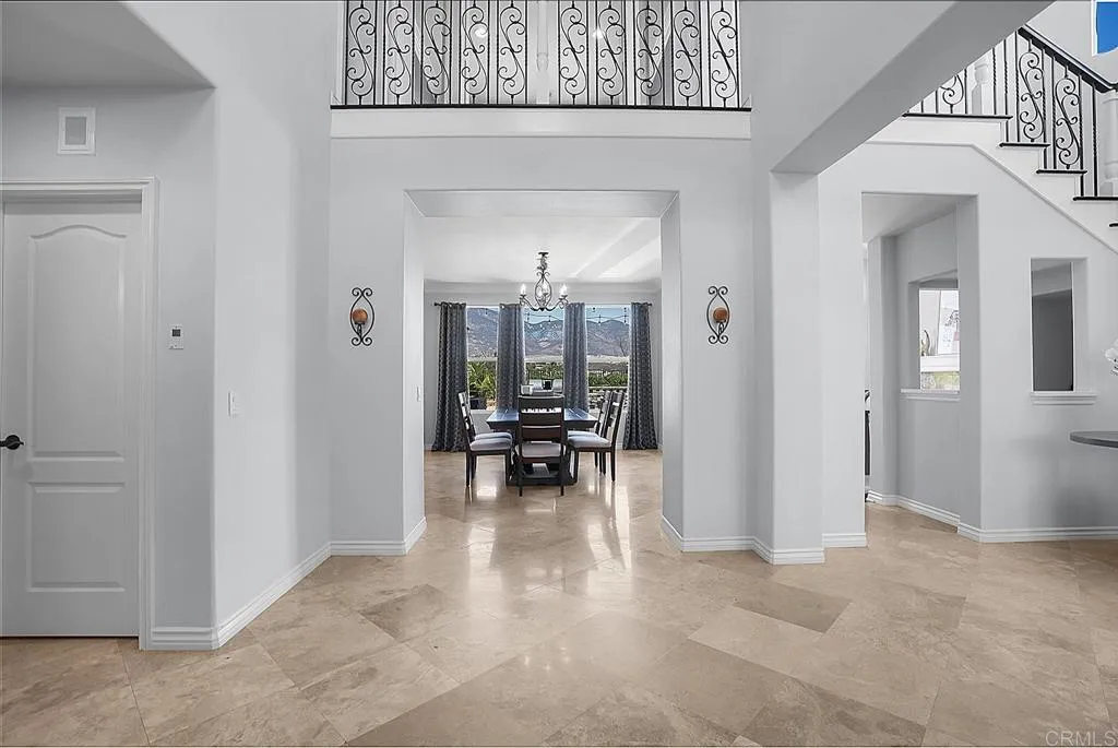 https://cdn.realtyfeed.com/cdn/127/306765712/db043b827d0c3e276922edf7913fa7f4.webp