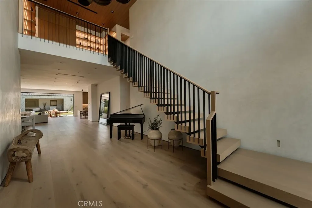 10433 Valley Spring Lane, Toluca Lake, CA 91602 - Photo 4 of 50, Toluca Lake, CA