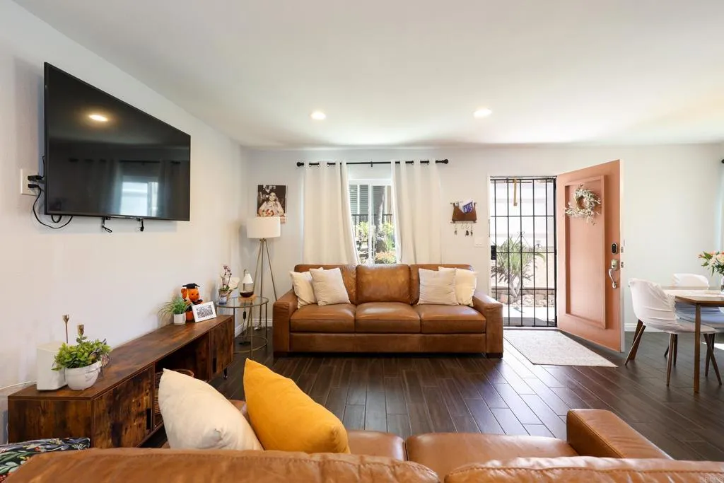 Photo #3: PTP2605239 Listing: Photo #3