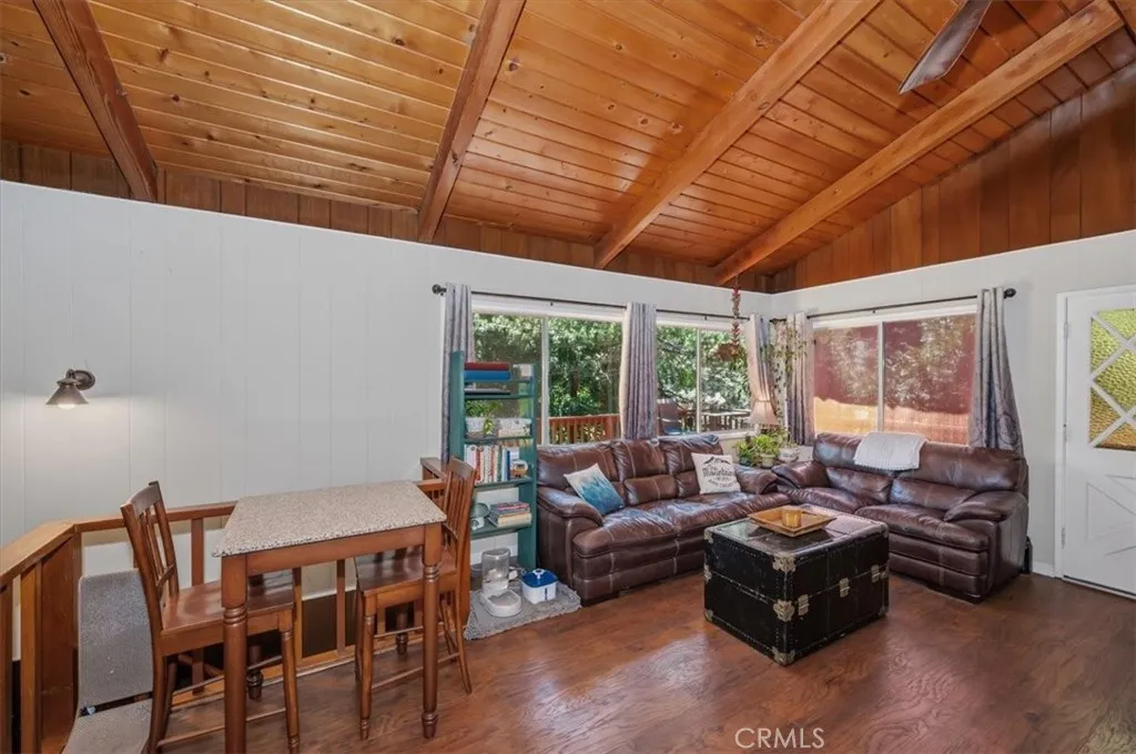 1069 Jungfrau Drive, Crestline, CA 92325 - Photo 4 of 27, Crestline, CA