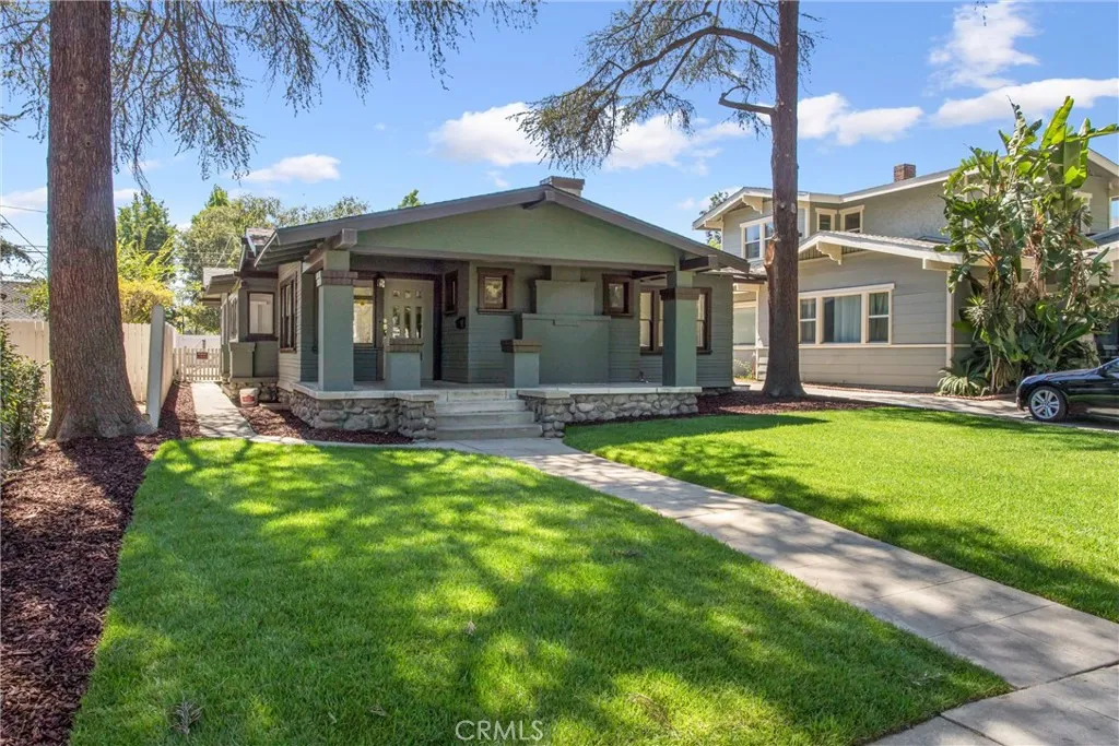 693 N Euclid Avenue, Upland, CA 91786 - Photo 4 of 29, Upland, CA