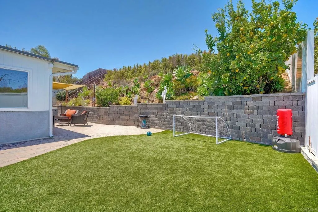 https://cdn.realtyfeed.com/cdn/127/306765812/84fe77c965ce39a4c270539f47dc851d.webp