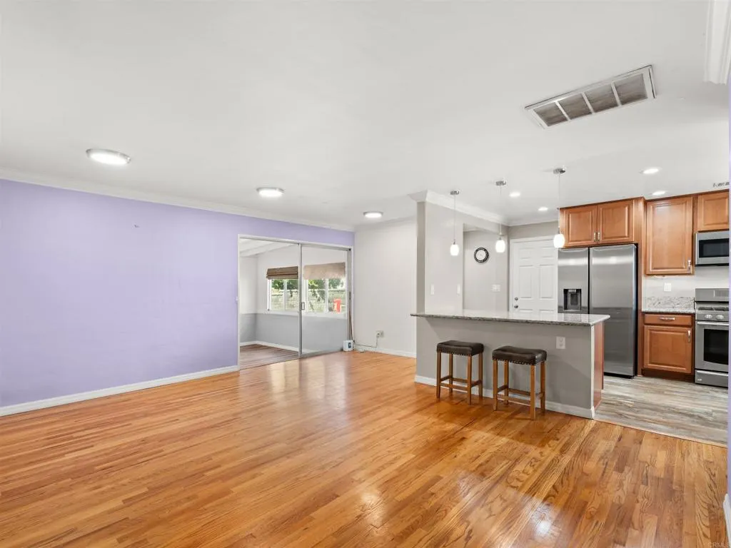 https://cdn.realtyfeed.com/cdn/127/306765812/c1591da22437e71b8ba73f48ed5d138b.webp