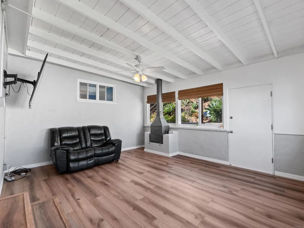 https://cdn.realtyfeed.com/cdn/127/306765812/e7b36b22fbd0b563bb9a1bf39acf1d8d.webp