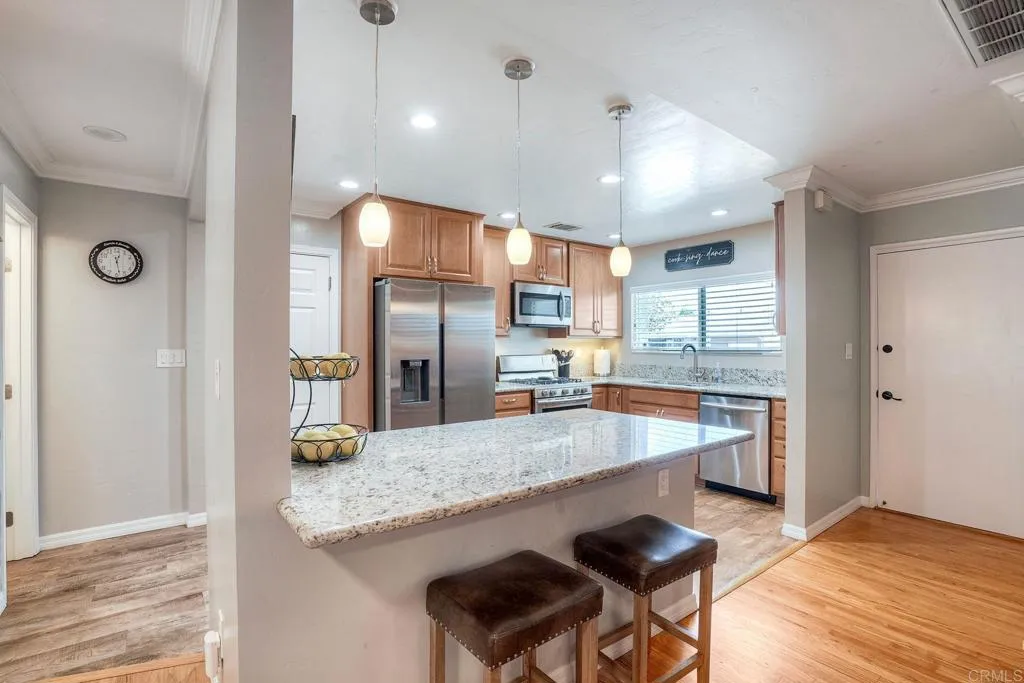https://cdn.realtyfeed.com/cdn/127/306765812/ef3b8df67802ea33dfeb3ea3c953c7ac.webp
