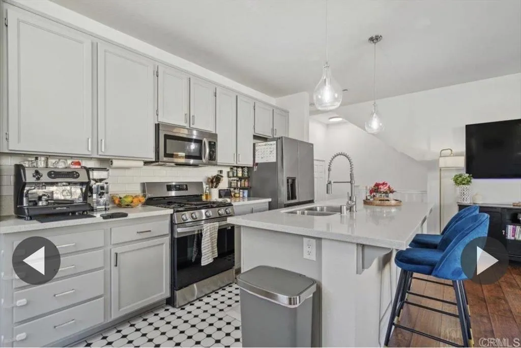 Photo #4: PTP2605245 Listing: Photo #4