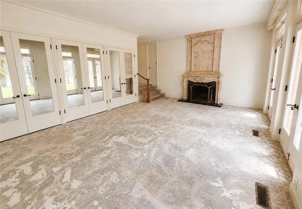 https://cdn.realtyfeed.com/cdn/127/306765828/75a80abe3f47dcdc09c57b70963c3caf.webp