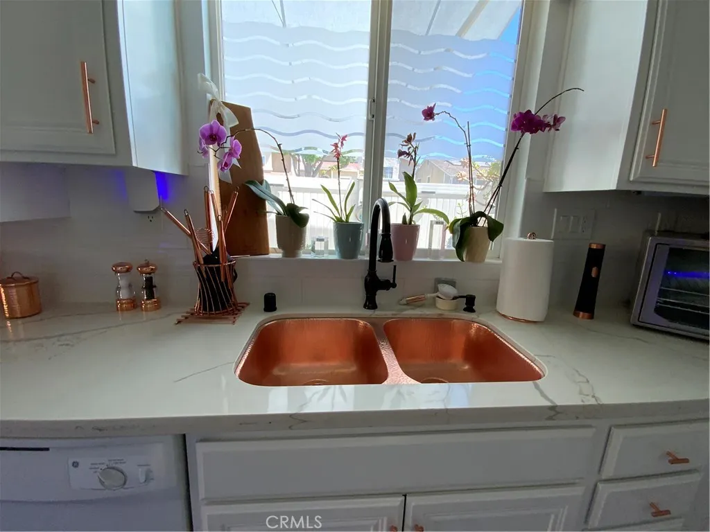 12438 Sonoma, Pacoima, CA 91331 - Photo 5 of 23, Pacoima, CA