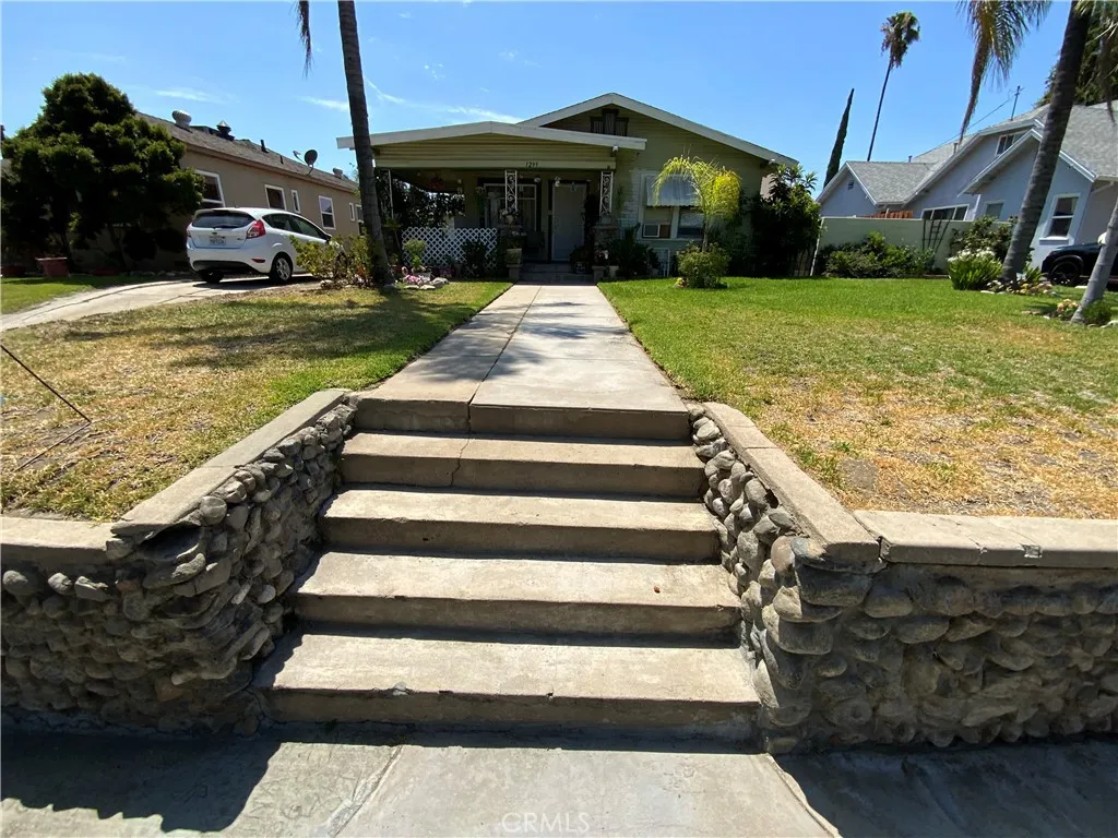 1295 N 9th
