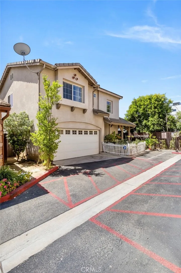 14522 Day Lily, Panorama City, CA 91402 - Photo 2 of 28, Panorama City, CA