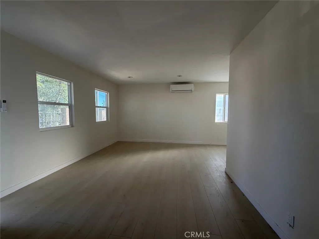10633 Laurel Canyon Boulevard Unit 1, Pacoima, CA 91331 - Photo 5 of 9, Pacoima, CA