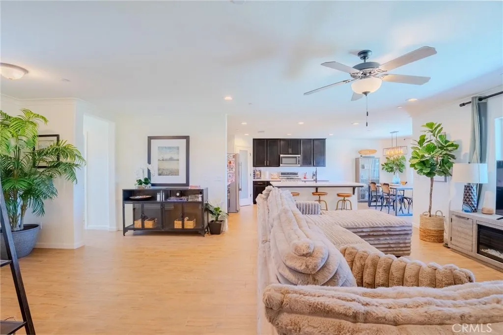 2495 Vintage, Hanford, CA 93230 - Photo 4 of 44, Hanford, CA