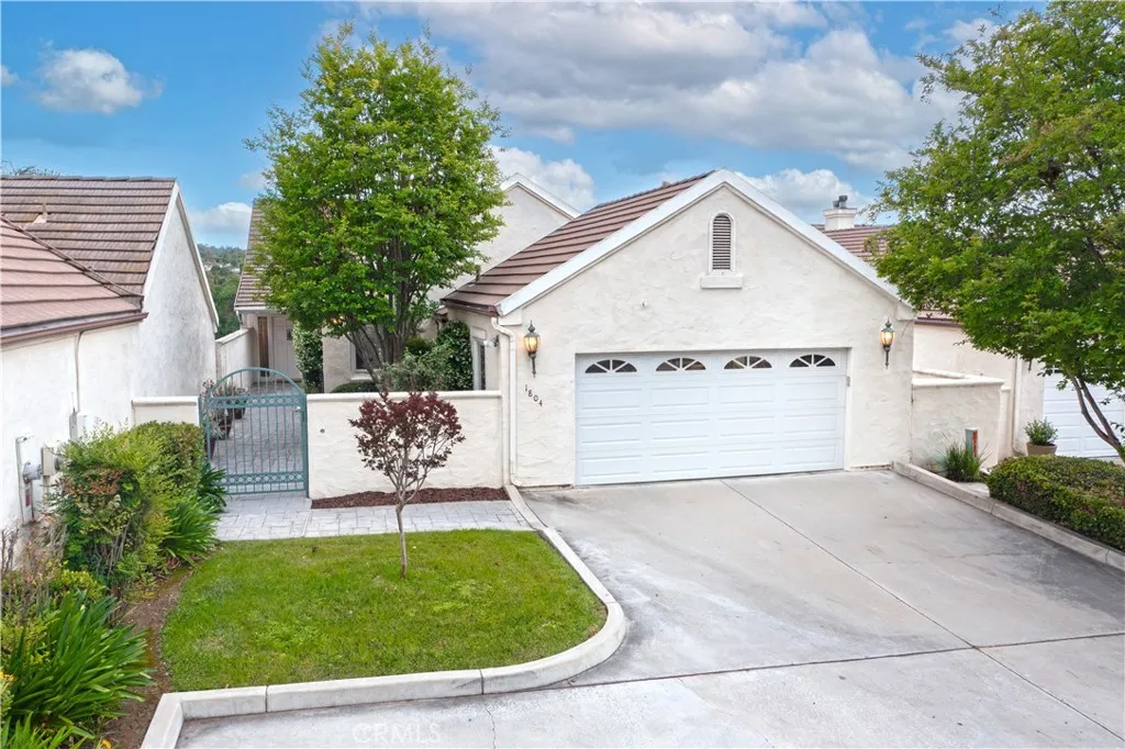 1804 Prince Albert Drive, Riverside, CA 92507 - Photo 5 of 50, Riverside, CA