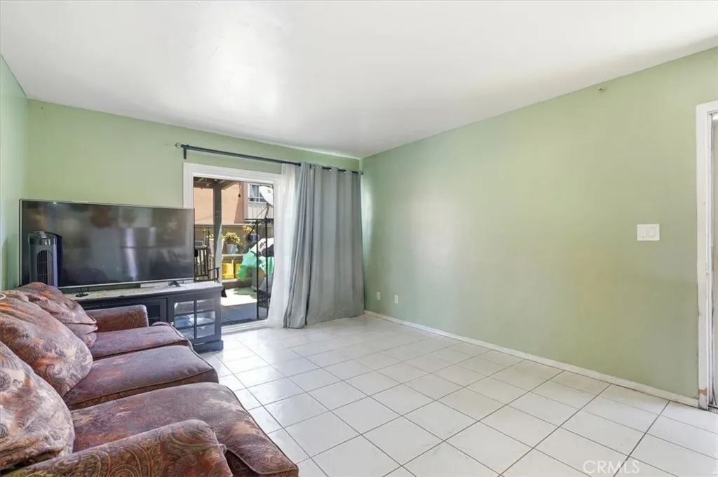 1001 W Stevens Unit 131, Santa Ana, CA 92707 - Photo 4 of 25, Santa Ana, CA