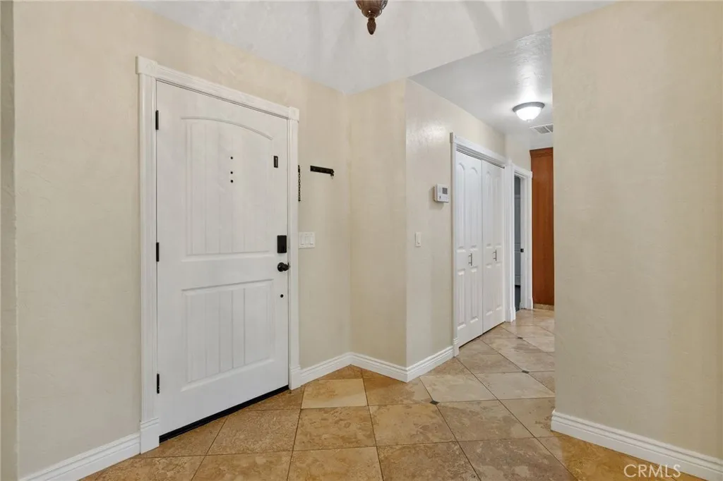 2175 Beechwood Court, Hanford, CA 93230 - Photo 5 of 46, Hanford, CA