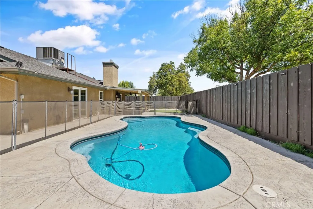 2175 Beechwood Court, Hanford, CA 93230 - Photo 3 of 46, Hanford, CA