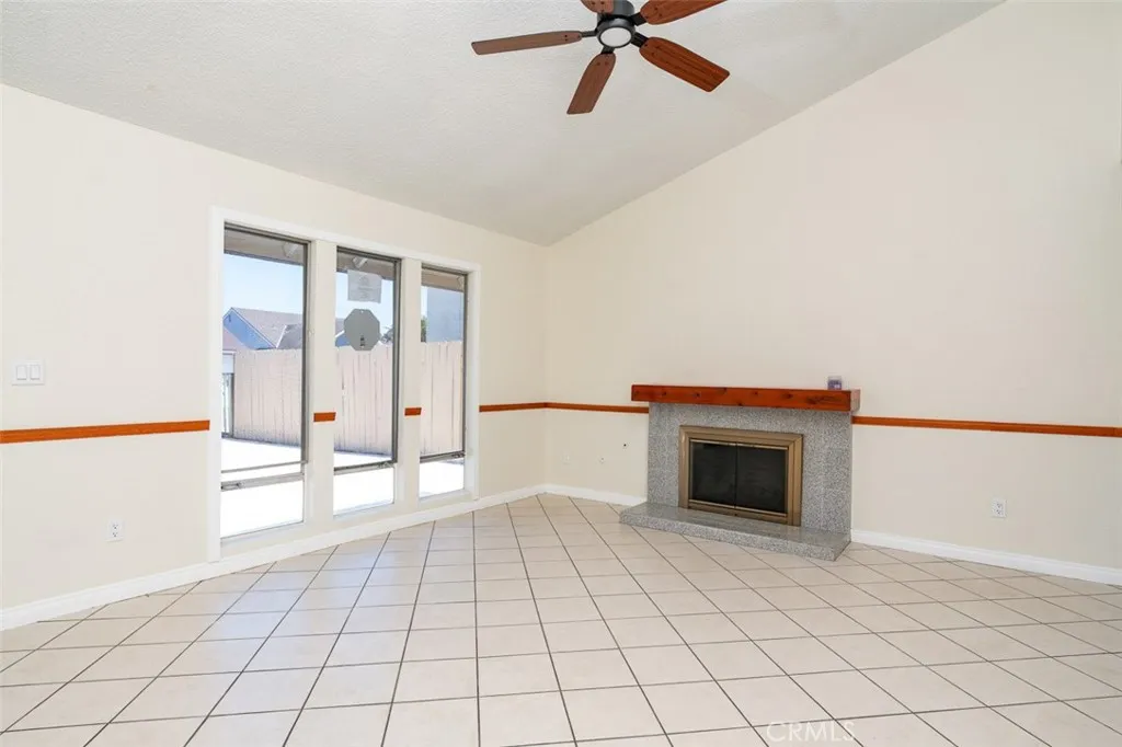 https://cdn.realtyfeed.com/cdn/127/306765951/5001cb2316a064abad8d7dbe8af5d365.webp