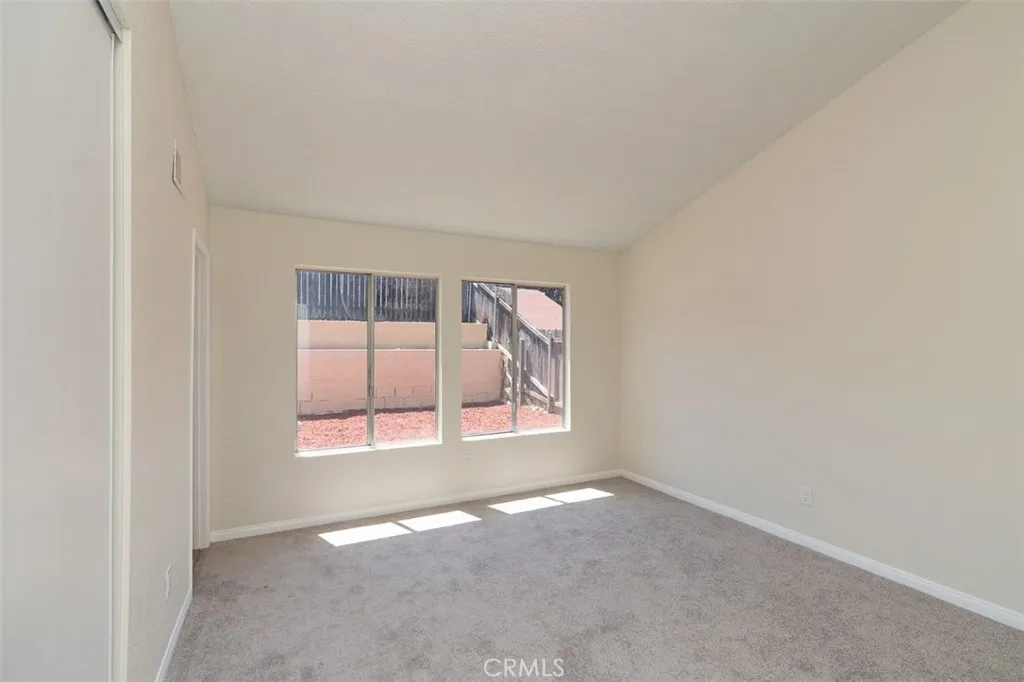 https://cdn.realtyfeed.com/cdn/127/306765951/c080f1ae35174f0629084151c069d893.webp