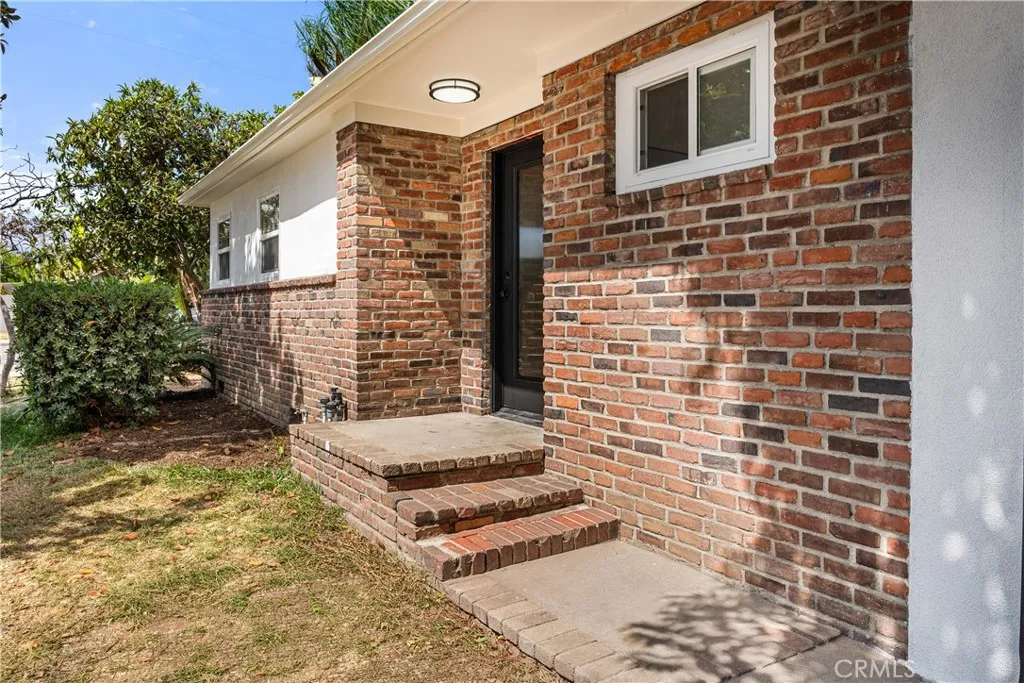 884 Lewis Street, Pomona, CA 91768 - Photo 3 of 25, Pomona, CA