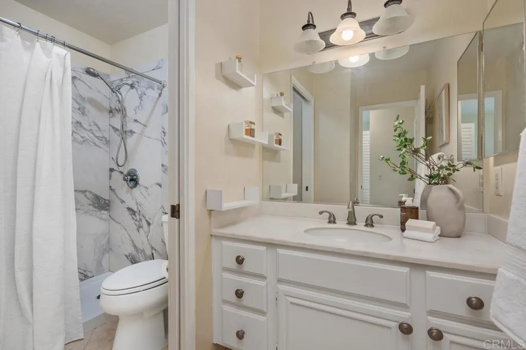 https://cdn.realtyfeed.com/cdn/127/306766033/496fe2d5e6e3345e62407aafd0ef94b4.webp
