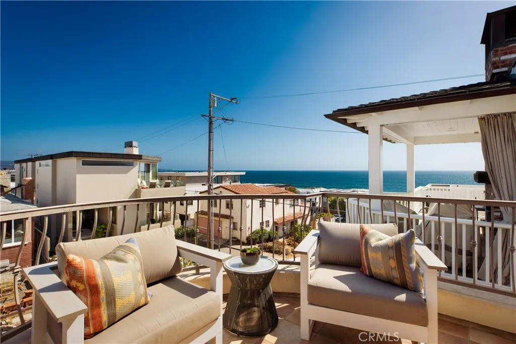 221 3rd, Manhattan Beach, CA 90266 - Photo 5 of 29, Manhattan Beach, CA