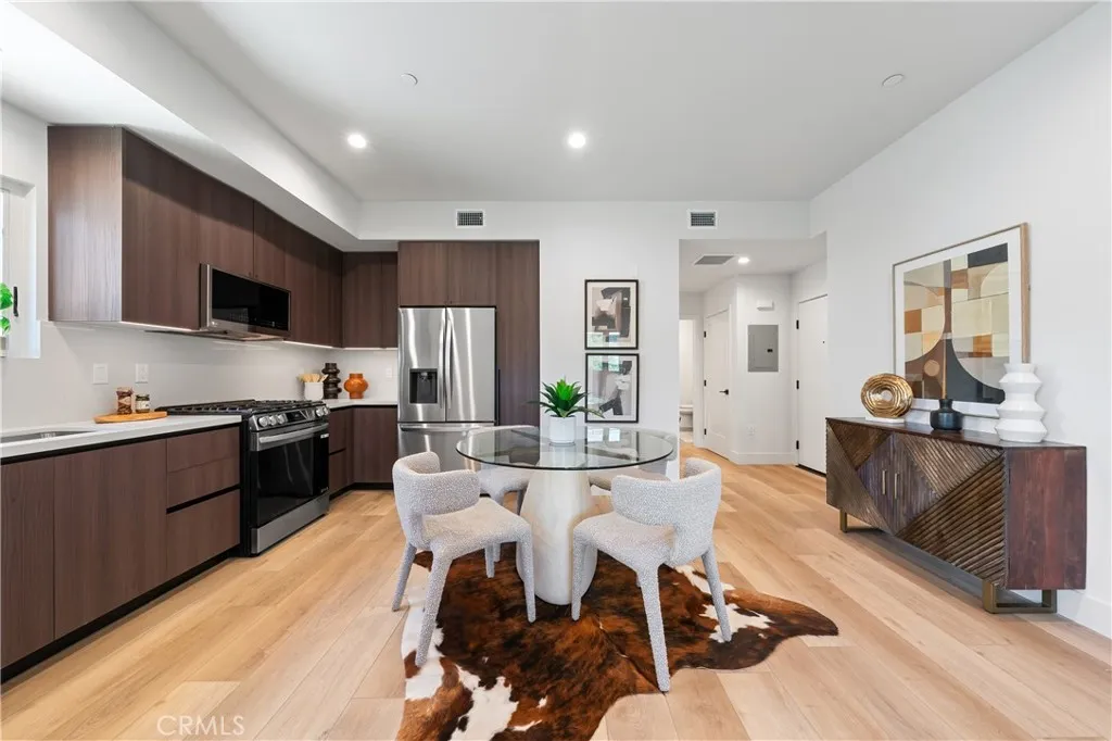 150 Oak Knoll Ave Unit 103, Pasadena, CA 91101 - Photo 5 of 14, Pasadena, CA