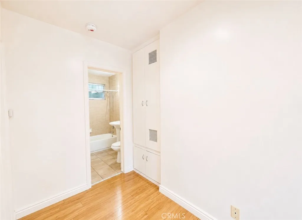 1372 W 36th Street Unit 3, Los Angeles, CA 90007 - Photo 5 of 11, Los Angeles, CA