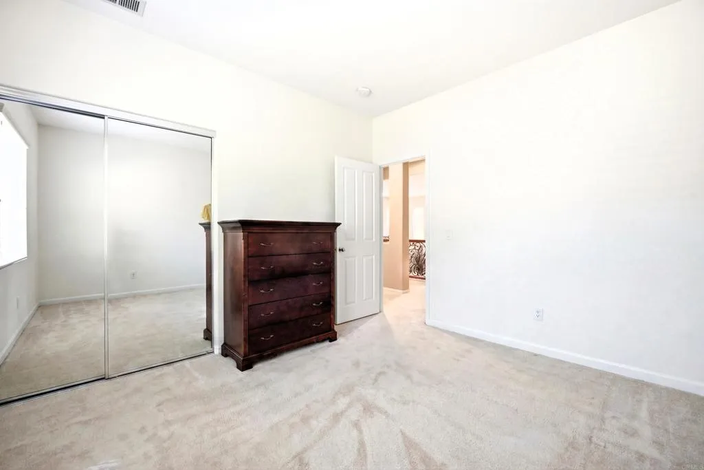 https://cdn.realtyfeed.com/cdn/127/306766090/b8ce18f0cc406df61a3d20a71c1e9f13.webp