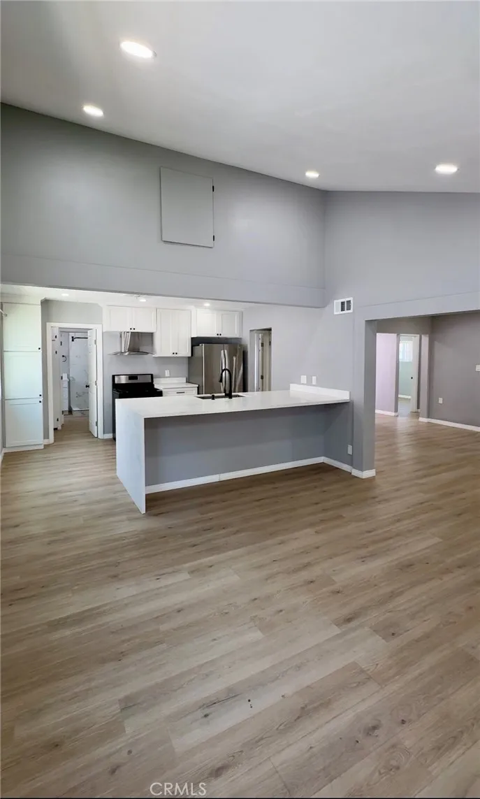 5651 Radford, Valley Village, CA 91607 - Photo 2 of 4, Valley Village, CA