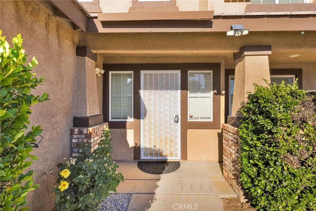 13653 Cobalt Road, Victorville, CA 92392 - Photo 5 of 51, Victorville, CA