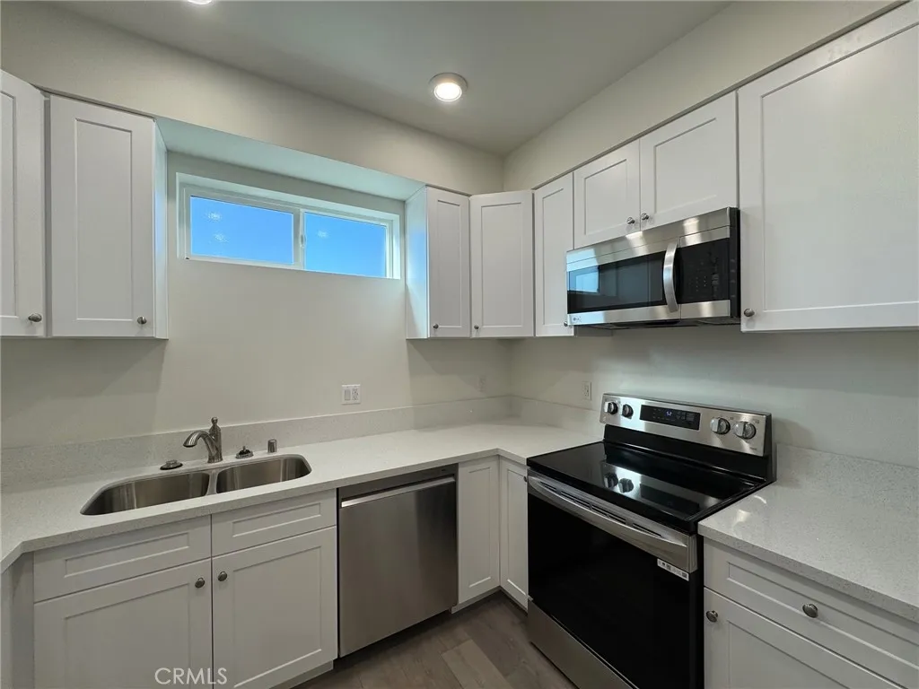 9623 Haas Avenue, Los Angeles, CA 90047 - Photo 2 of 27, Los Angeles, CA