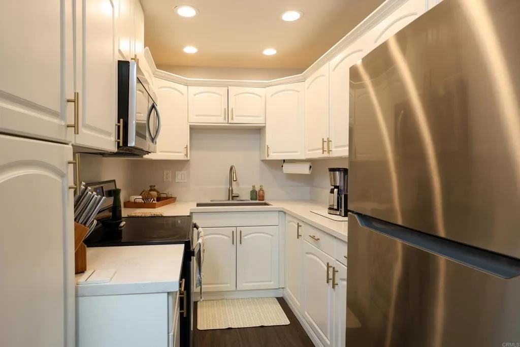 Photo #8: PTP2605254 Listing: Photo #8