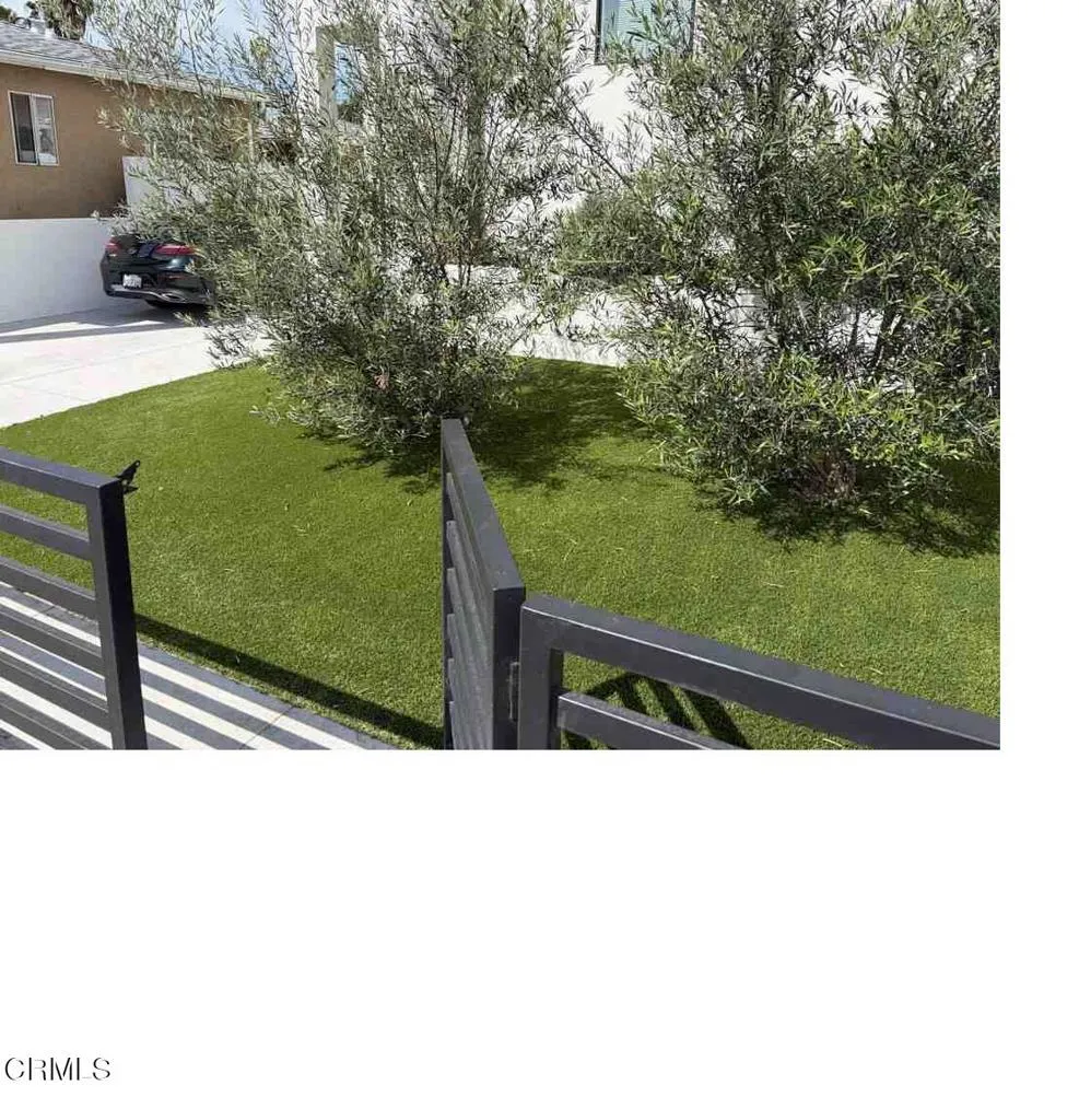 10619 S Felton Ave Avenue, Inglewood, CA 90304 - Photo 3 of 24, Inglewood, CA