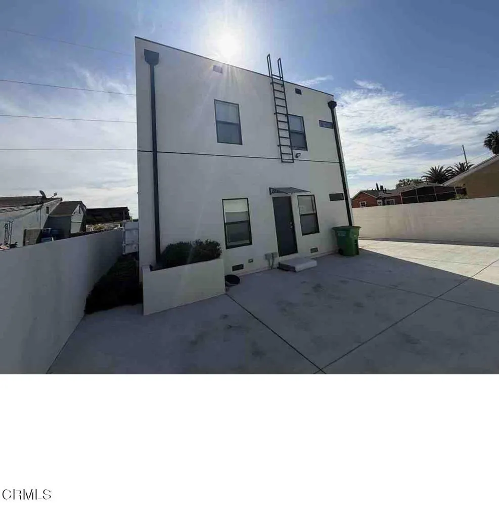 10619 S Felton Ave Avenue, Inglewood, CA 90304 - Photo 2 of 24, Inglewood, CA