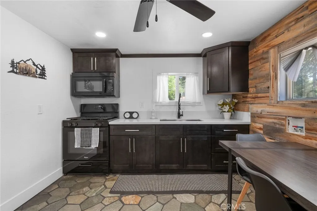 718 Talmadge, Big Bear Lake, CA 92315 - Photo 4 of 11, Big Bear Lake, CA