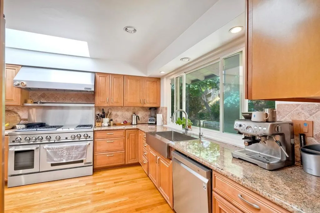 https://cdn.realtyfeed.com/cdn/127/306766183/19c6c9cf02d97771aeb498a9afc19d9b.webp