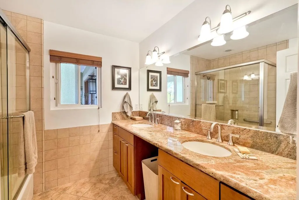 https://cdn.realtyfeed.com/cdn/127/306766183/218c0d569ec14d882f65b376bea59930.webp