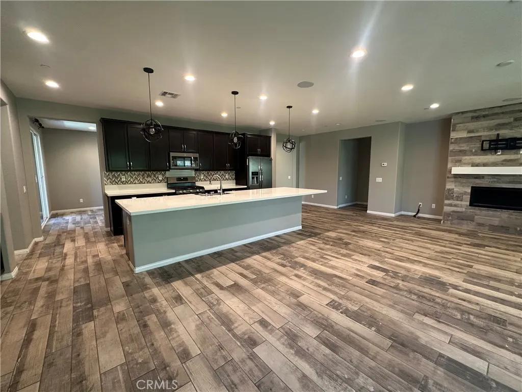 29209 Catalpa, Lake Elsinore, CA 92530 - Photo 3 of 13, Lake Elsinore, CA
