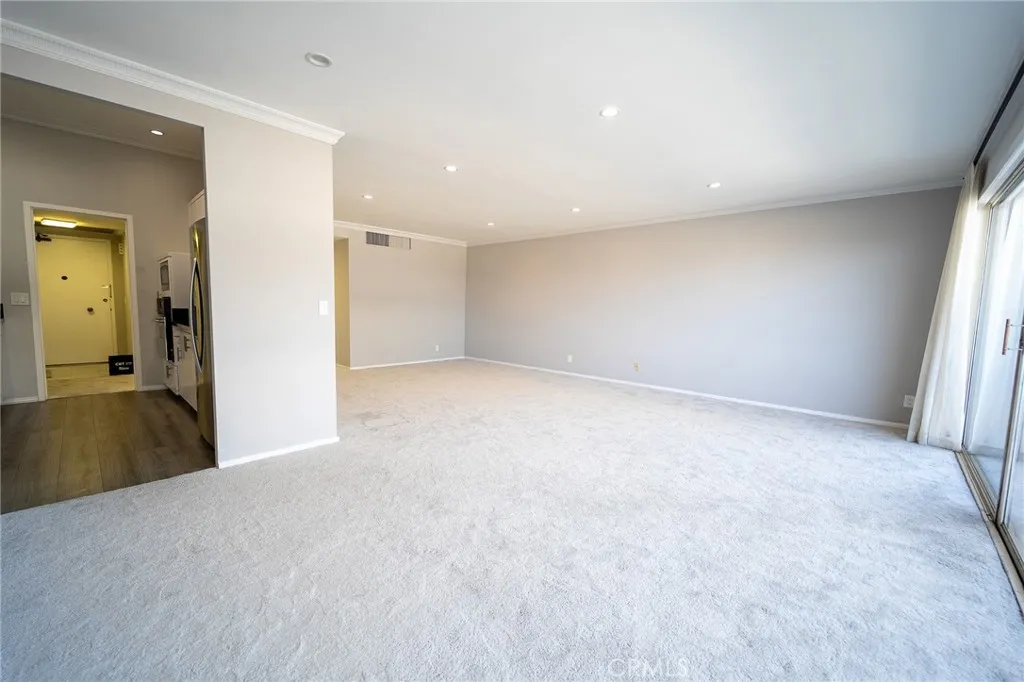 10701 Wilshire Unit 1405, Los Angeles, CA 90024 - Photo 4 of 16, Los Angeles, CA
