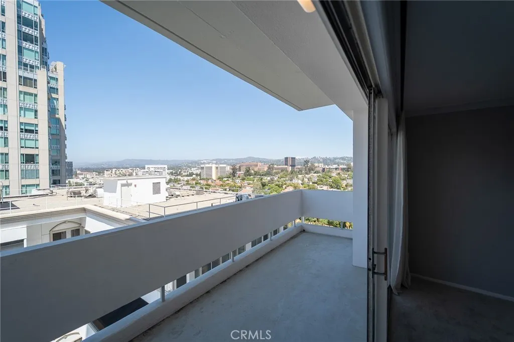 10701 Wilshire Unit 1405, Los Angeles, CA 90024 - Photo 2 of 16, Los Angeles, CA
