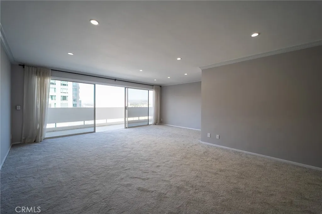 10701 Wilshire Unit 1405, Los Angeles, CA 90024 - Photo 3 of 16, Los Angeles, CA