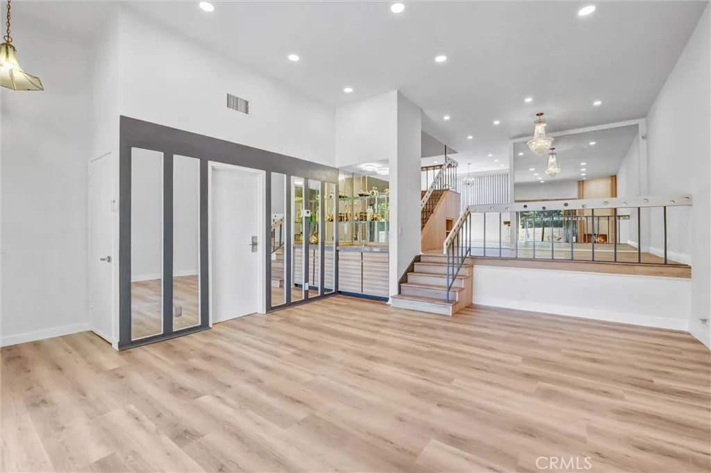 4668 Willis, Sherman Oaks, CA 91403 - Main photo, Sherman Oaks, CA