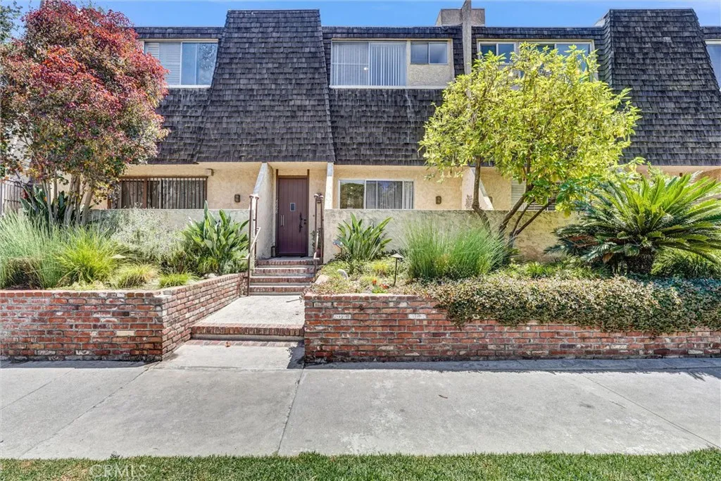 4668 Willis, Sherman Oaks, CA 91403 - Photo 2 of 34, Sherman Oaks, CA