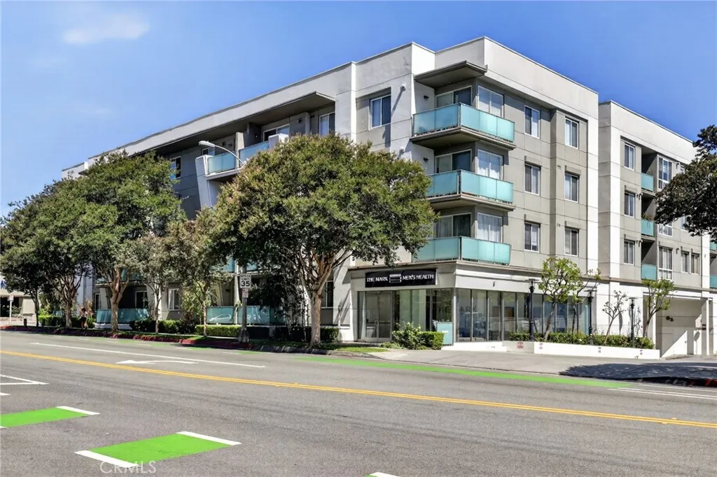160 S Hudson Avenue Unit 111, Pasadena, CA 91101 - Photo 2 of 24, Pasadena, CA